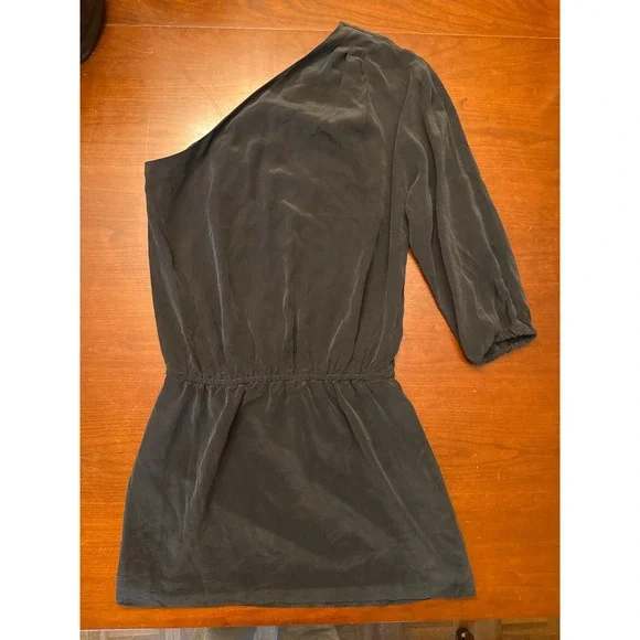 Joie dress Ashton Medium one shoulder black silk short